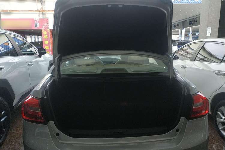 Used Great Wall C30 2016 1.5L AMT Comfort Model Trunk