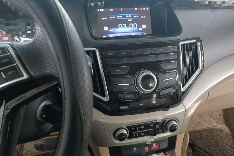Used Great Wall C30 2016 1.5L AMT Luxury Model Audio And AC Panel