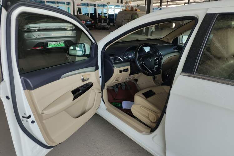 Used Great Wall C30 2016 1.5L Manual Luxury Model Driver Seat