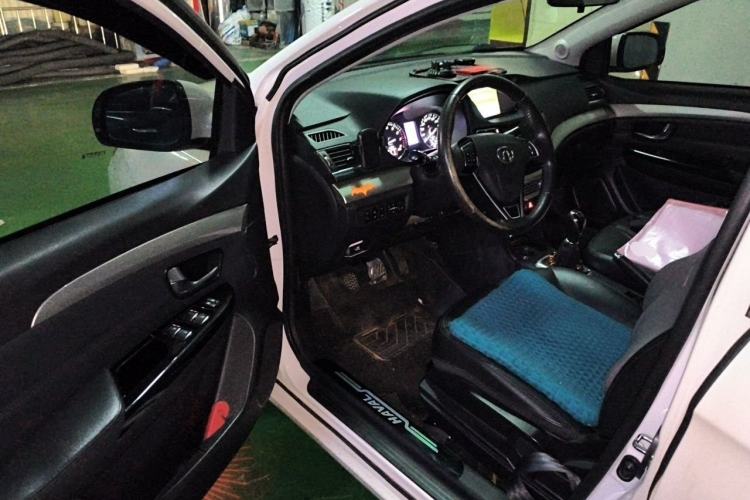 Used Great Wall C30 2016 1.5L Manual Luxury Model Driver Seat