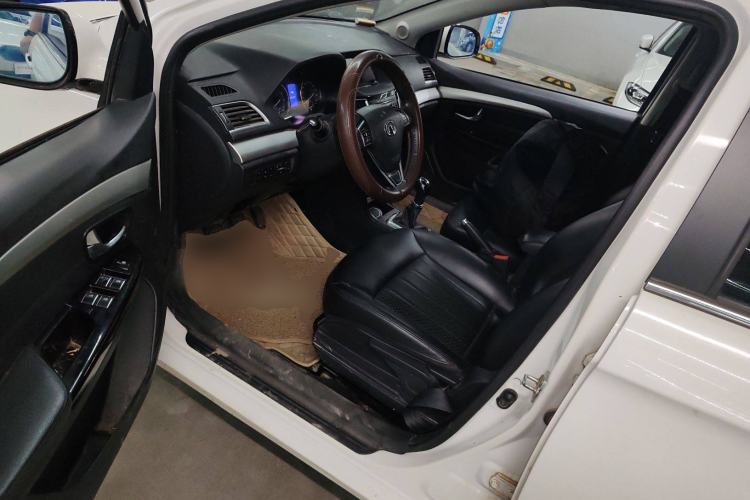 Used Great Wall C30 2016 1.5L Manual Luxury Model Driver Seat