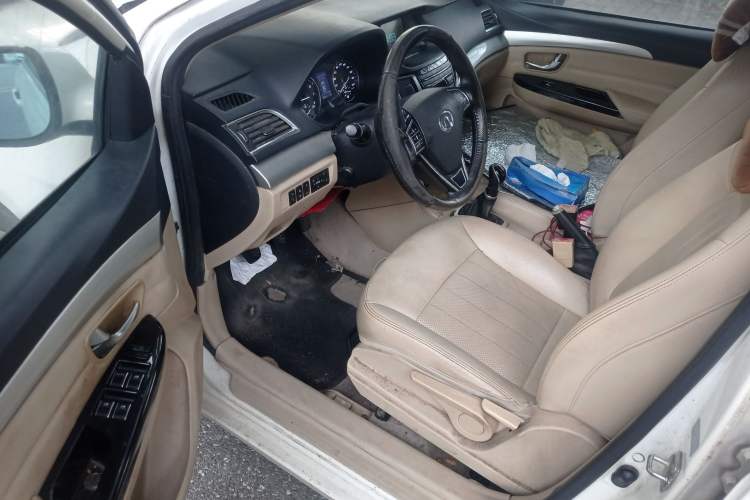 Used Great Wall C30 2016 1.5L Manual Luxury Model Driver Seat