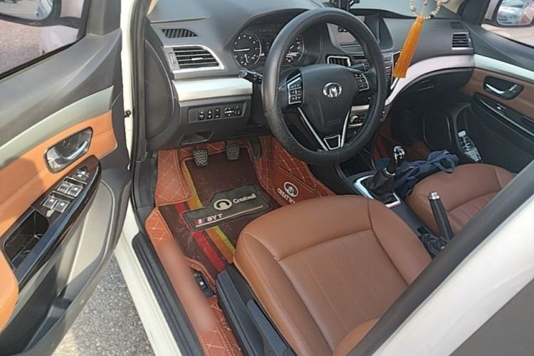Used Great Wall C30 2016 1.5L Manual Luxury Model Driver Seat