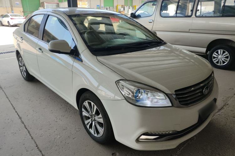 Used Great Wall C30 2016 1.5L Manual Luxury Model Front Right 45 Deg