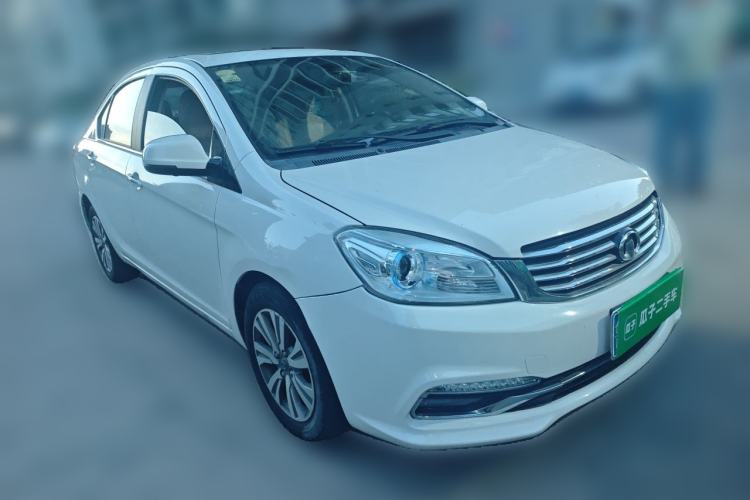 Used Great Wall C30 2016 1.5L AMT Luxury Model Front Right 45 Deg