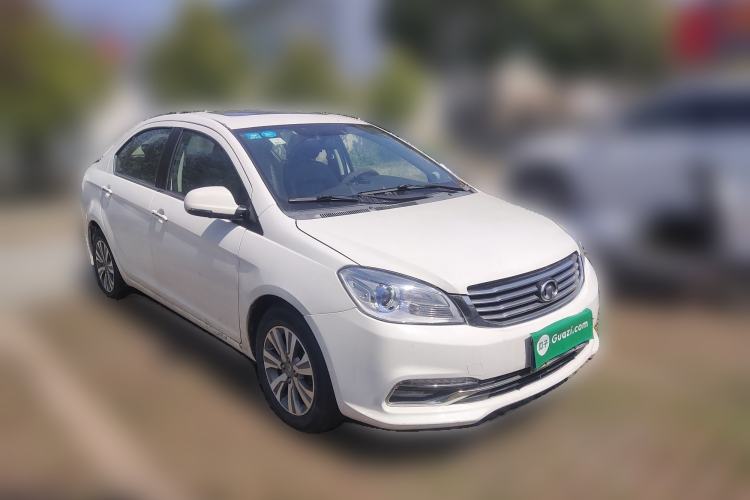 Used Great Wall C30 2016 1.5L AMT Luxury Model Front Right 45 Deg