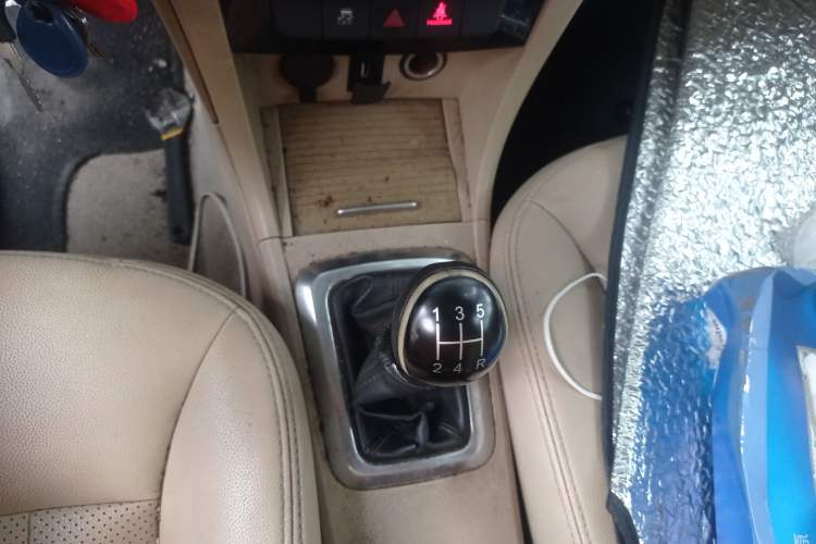 Used Great Wall C30 2016 1.5L Manual Luxury Model Gear Lever