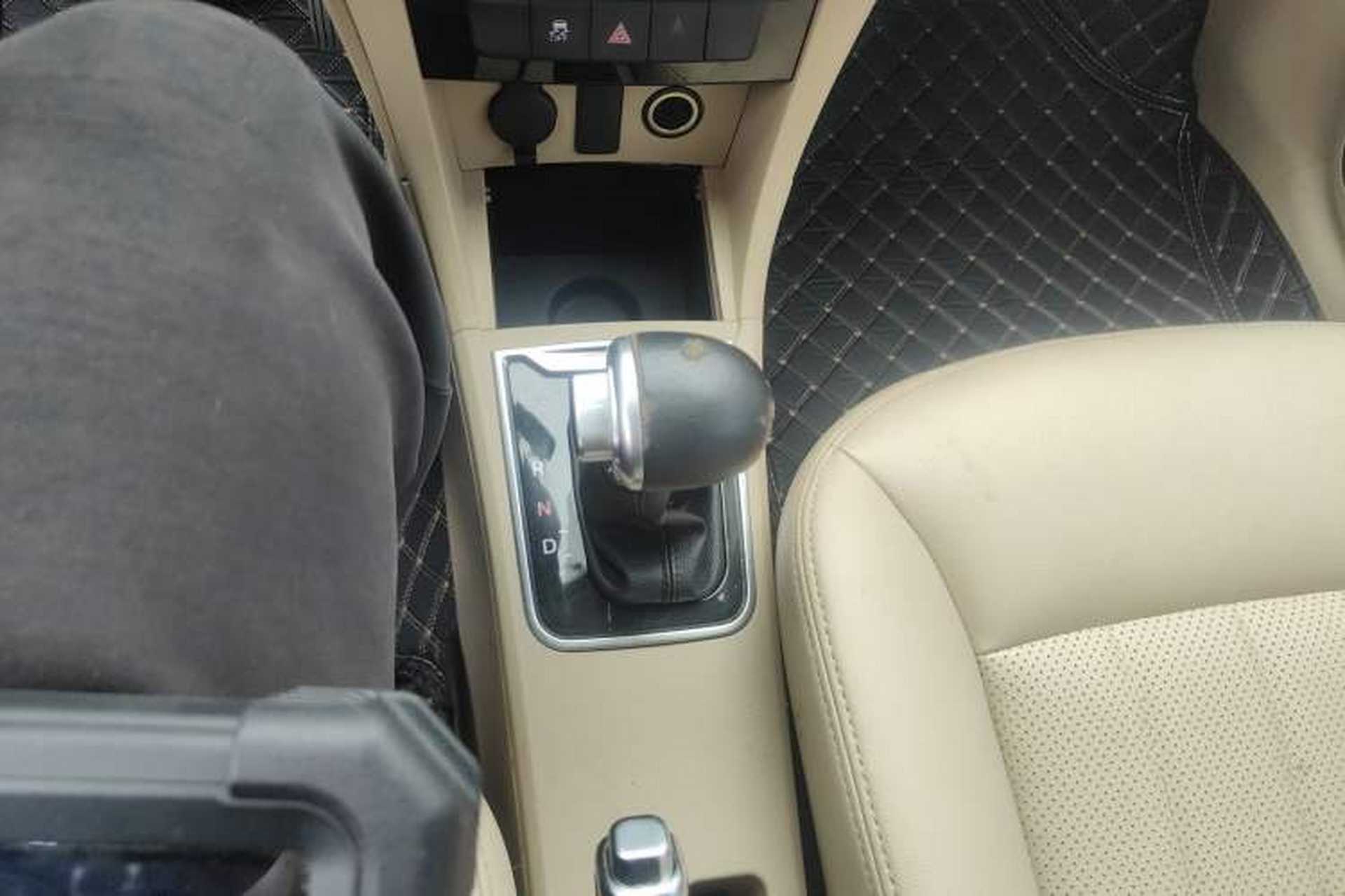 Used Great Wall C30 2016 1.5L AMT Luxury Model Gear Lever