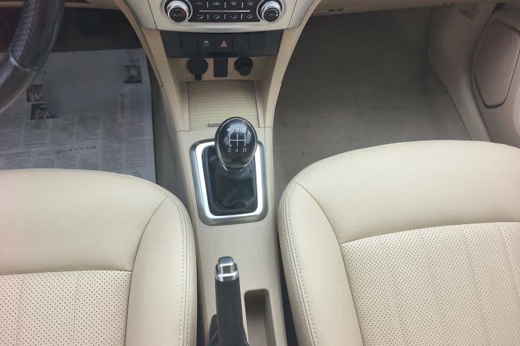 Used Great Wall C30 2016 1.5L Manual Luxury Model Interior 7