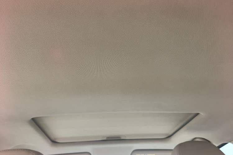 Used Great Wall C30 2016 1.5L Manual Luxury Model Interior 8