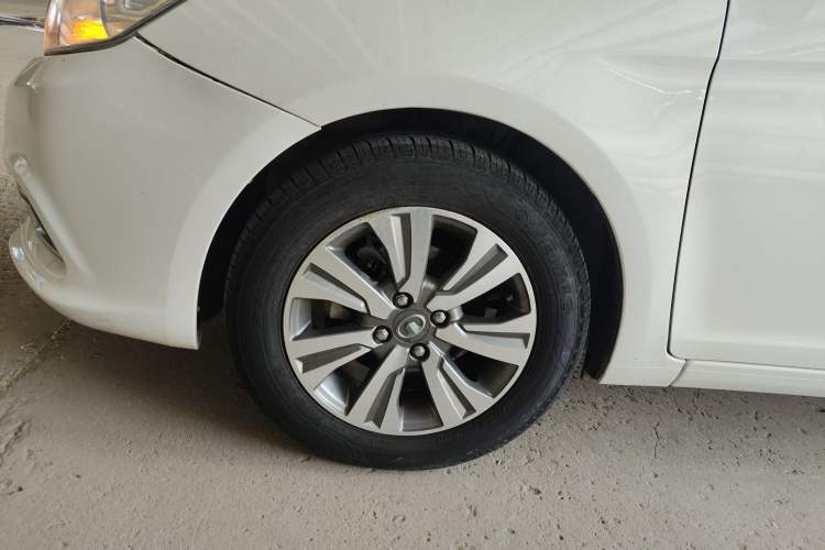 Used Great Wall C30 2016 1.5L Manual Luxury Model Left Front Wheel Hub