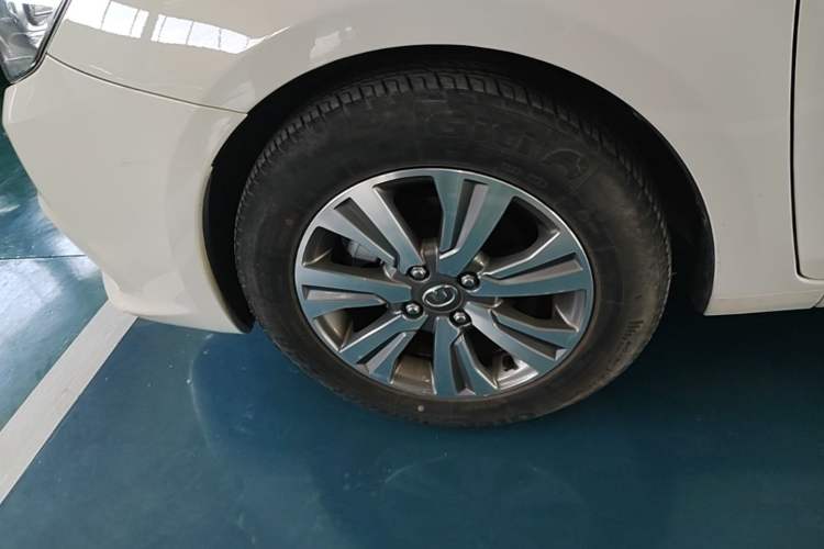 Used Great Wall C30 2016 1.5L Manual Luxury Model Left Front Wheel Hub