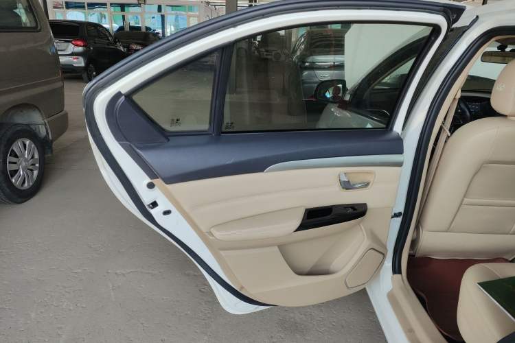 Used Great Wall C30 2016 1.5L Manual Luxury Model Left Rear Door Interior