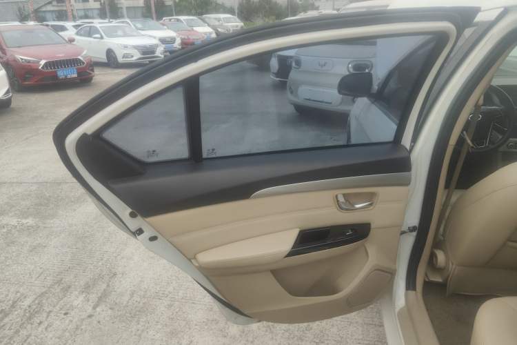 Used Great Wall C30 2016 1.5L AMT Luxury Model Left Rear Door Interior