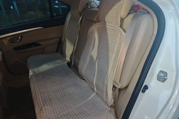 Used Great Wall C30 2016 1.5L AMT Luxury Model Left Rear Seat