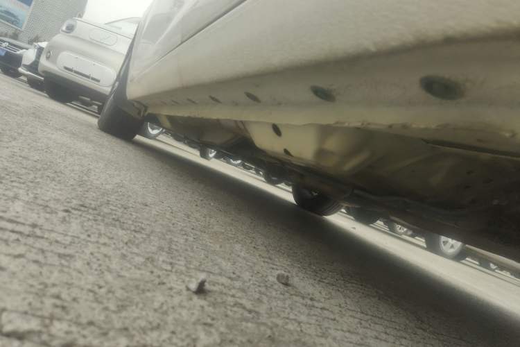 Used Great Wall C30 2016 1.5L AMT Luxury Model Left Side Sill