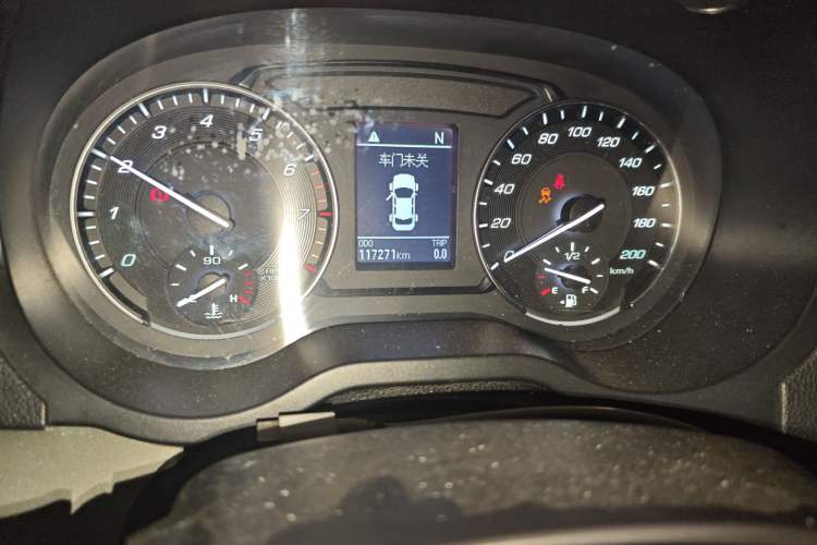 Used Great Wall C30 2016 1.5L AMT Comfort Model Odometer Close Up