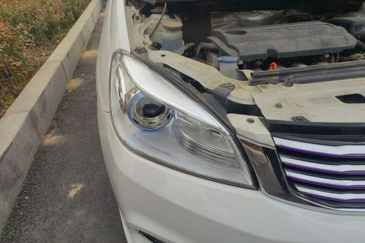 Used Great Wall C30 2016 1.5L Manual Luxury Model Right Front Headlight