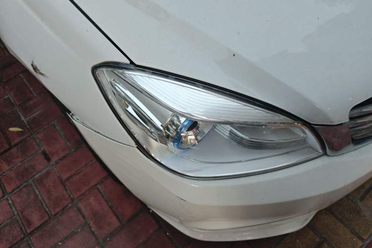 Used Great Wall C30 2016 1.5L AMT Comfort Model Right Front Headlight