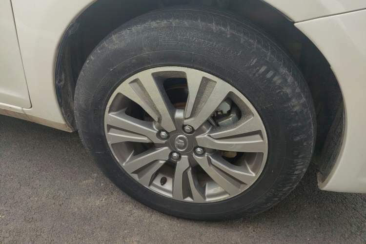 Used Great Wall C30 2016 1.5L Manual Luxury Model Right Front Wheel Hub