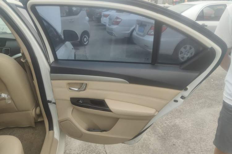 Used Great Wall C30 2016 1.5L AMT Luxury Model Right Rear Door Interior