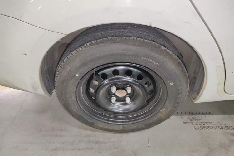 Used Great Wall C30 2016 1.5L Manual Luxury Model Right Rear Wheel Hub