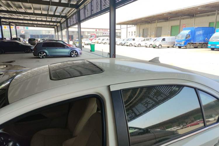 Used Great Wall C30 2016 1.5L Manual Luxury Model Roof