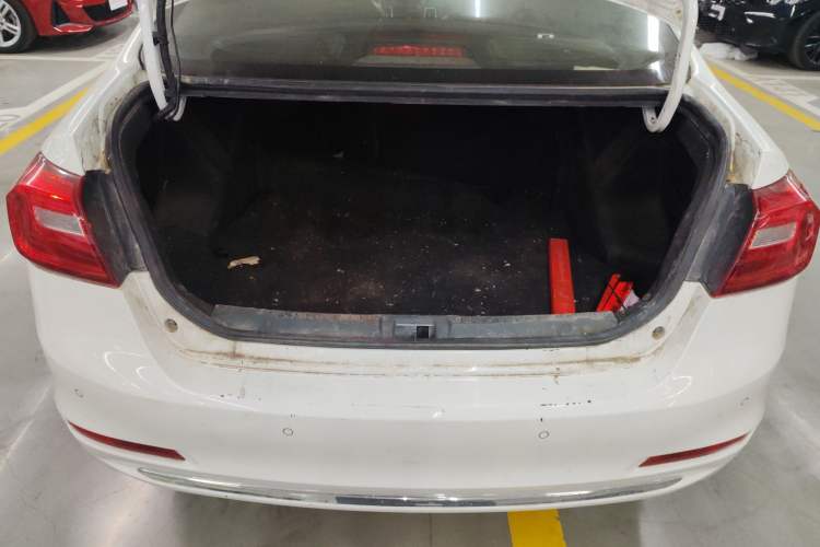 Used Great Wall C30 2016 1.5L Manual Luxury Model Trunk