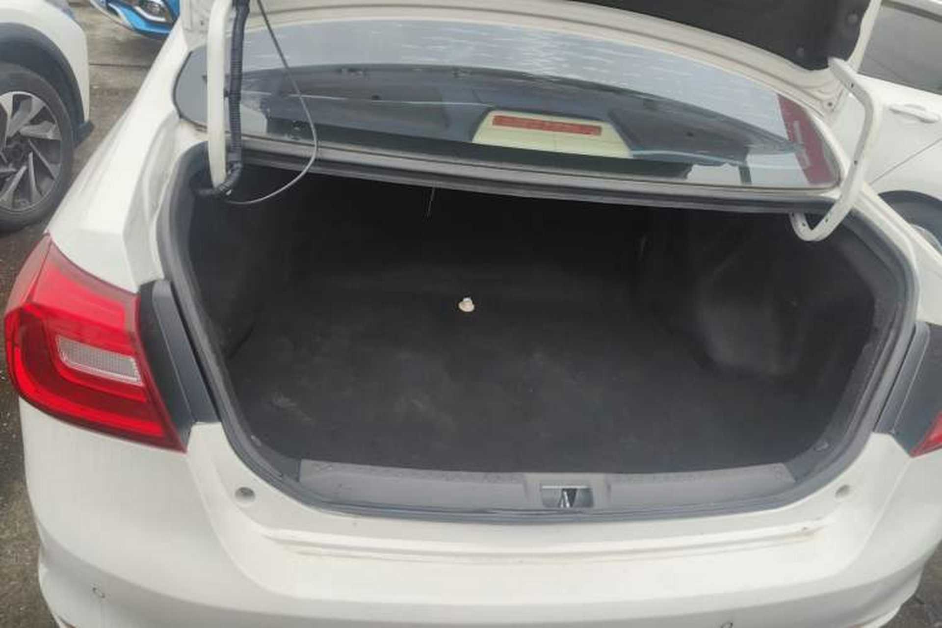 Used Great Wall C30 2016 1.5L AMT Luxury Model Trunk