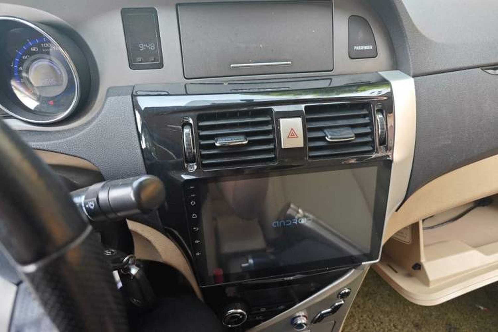 Used Great Wall C30 New Energy 2017 EV Luxury Model Audio And AC Panel