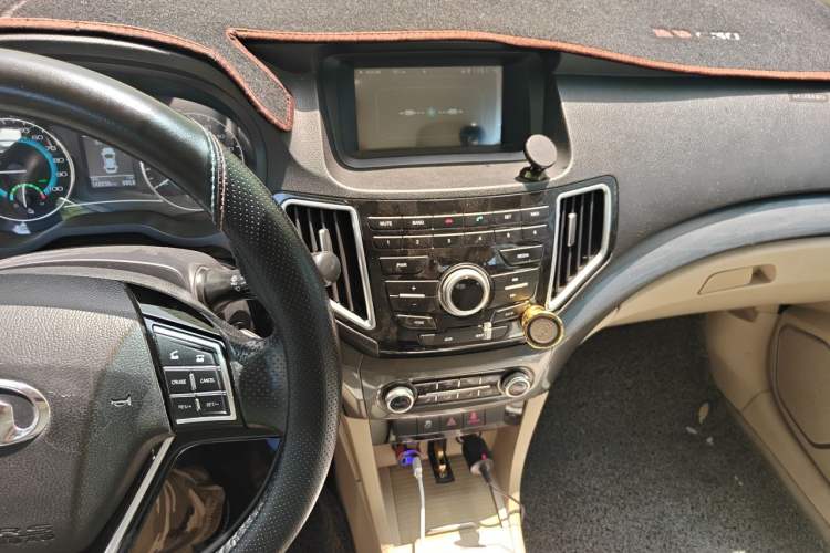 Used Great Wall C30 New Energy 2017 EV Enjoyment Model Audio And AC Panel