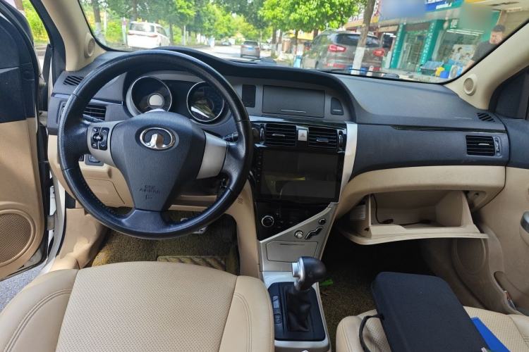 Used Great Wall C30 New Energy 2017 EV Luxury Model Center Console