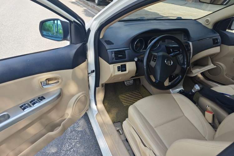 Used Great Wall C30 New Energy 2017 EV Luxury Model Driver Seat