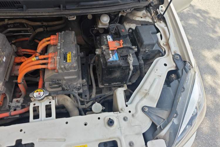 Used Great Wall C30 New Energy 2017 EV Luxury Model Engine Bay Left
