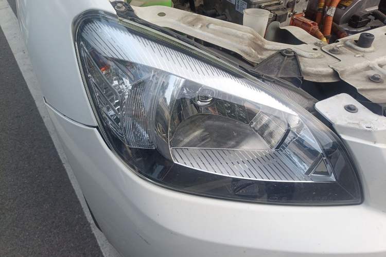 Used Great Wall C30 New Energy 2017 EV Luxury Model Right Front Headlight