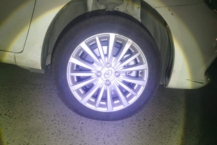 Used Great Wall C30 New Energy 2017 EV Enjoyment Model Right Front Wheel Hub