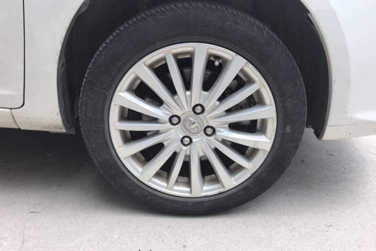 Used Great Wall C30 New Energy 2017 EV Enjoyment Model Right Front Wheel Hub