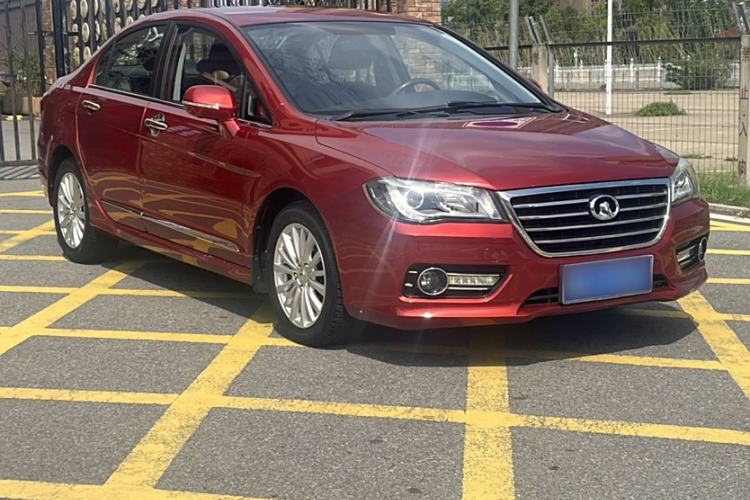 Used Great Wall C50 2014 Upgraded Model 1.5T Manual Fashion Edition Exterior 1