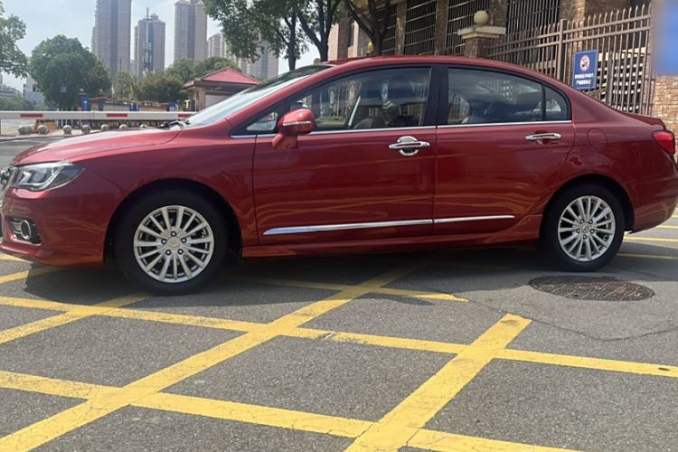 Used Great Wall C50 2014 Upgraded Model 1.5T Manual Fashion Edition Exterior 2