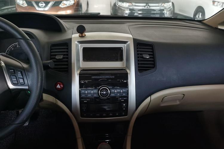 Used Great Wall C50 2012 1.5T Manual Fashion Edition Audio And AC Panel