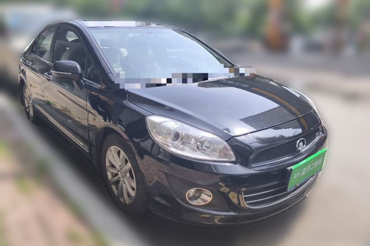Used Great Wall C50 2012 1.5T Manual Elite Version Front Right 45 Deg