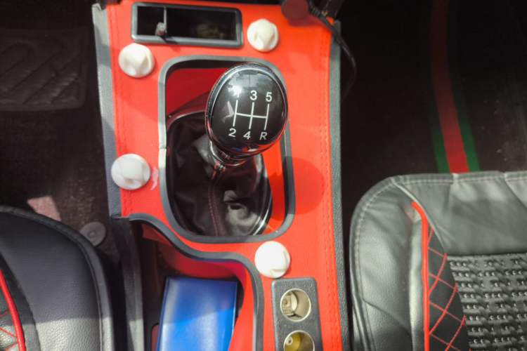 Used Great Wall C50 2012 1.5T Manual Fashion Edition Gear Lever