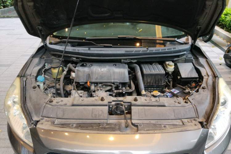 Used Great Wall C50 2012 1.5T Manual Fashion Edition Engine Bay
