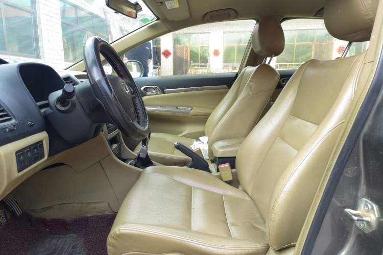 Used Great Wall C50 2012 1.5T Manual Fashion Edition Left Front Seat