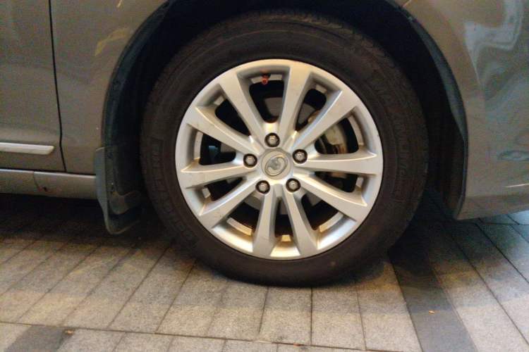 Used Great Wall C50 2012 1.5T Manual Fashion Edition Right Front Wheel Hub