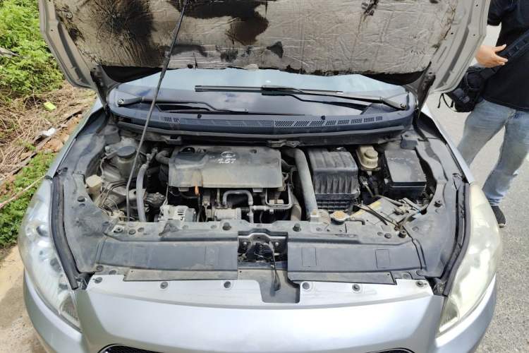 Used Great Wall C50 2012 1.5T Manual Fashion Edition Engine Bay