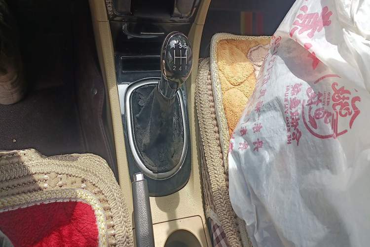 Used Great Wall C50 2012 1.5T Manual Fashion Edition Gear Lever