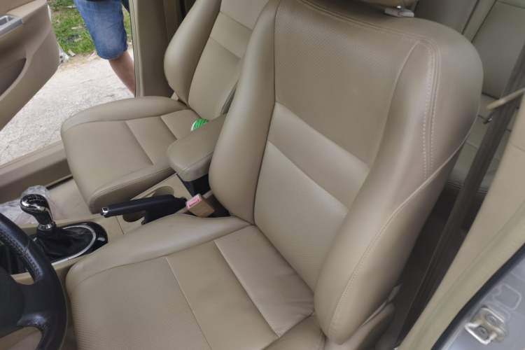Used Great Wall C50 2012 1.5T Manual Luxury Version Left Front Seat