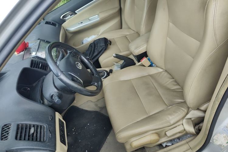 Used Great Wall C50 2012 1.5T Manual Fashion Edition Left Front Seat