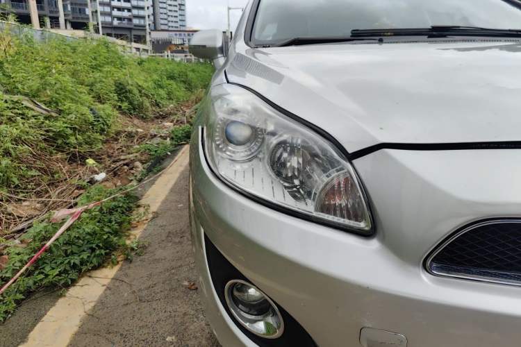 Used Great Wall C50 2012 1.5T Manual Fashion Edition Right Front Headlight